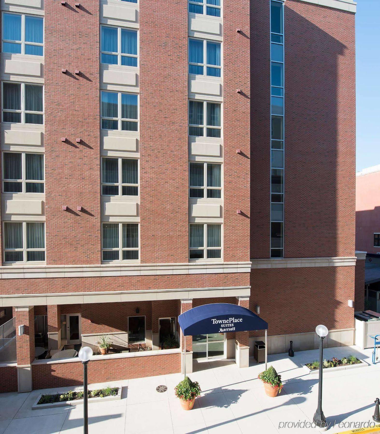 Towneplace Suites By Marriott Champaign Urbana/Campustown Exterior photo